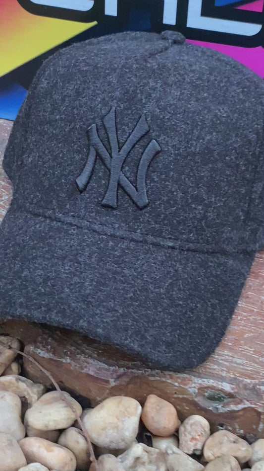 Boné New Era NY Eframe Black