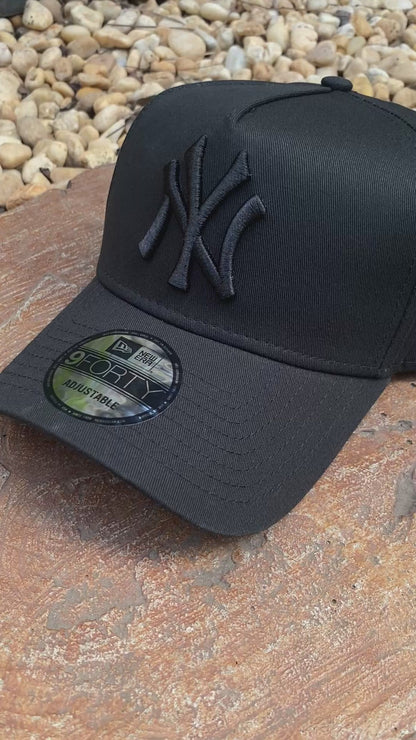 Boné 9FIFTY Stretch Snap MLB New York Yankees X-Metal - Preto