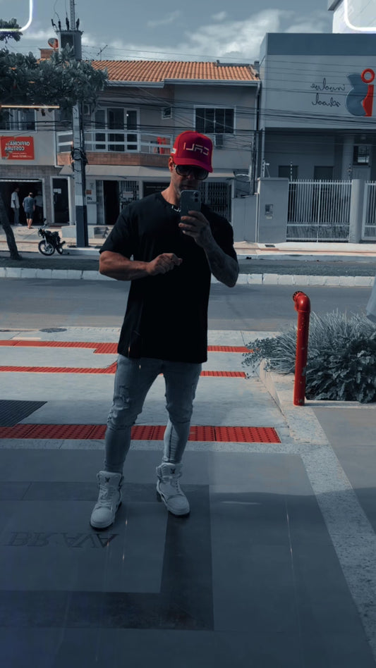 Camiseta Cali Over Black