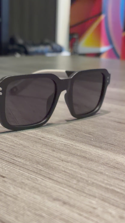 Óculos de Sol Vincit Black Grey Fosco