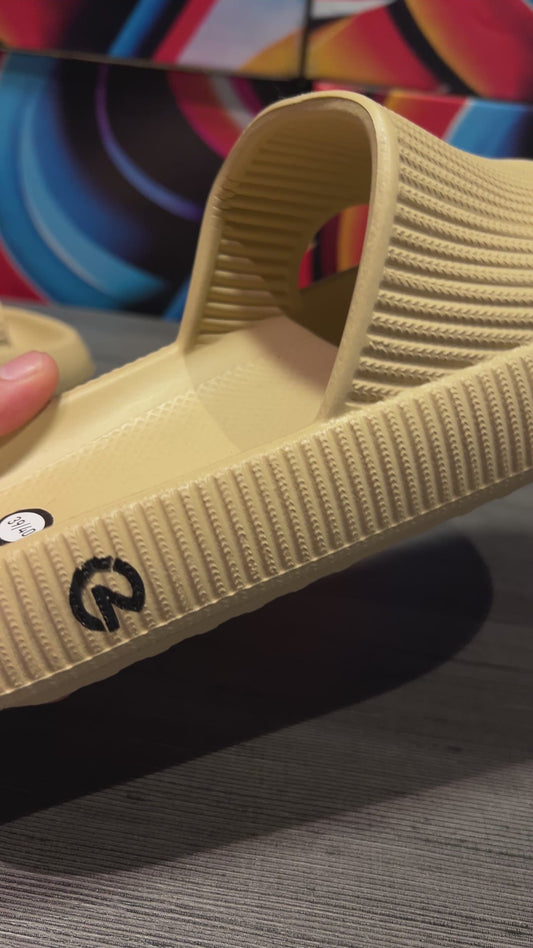 Chinelo Nuvem Bege Super Leve