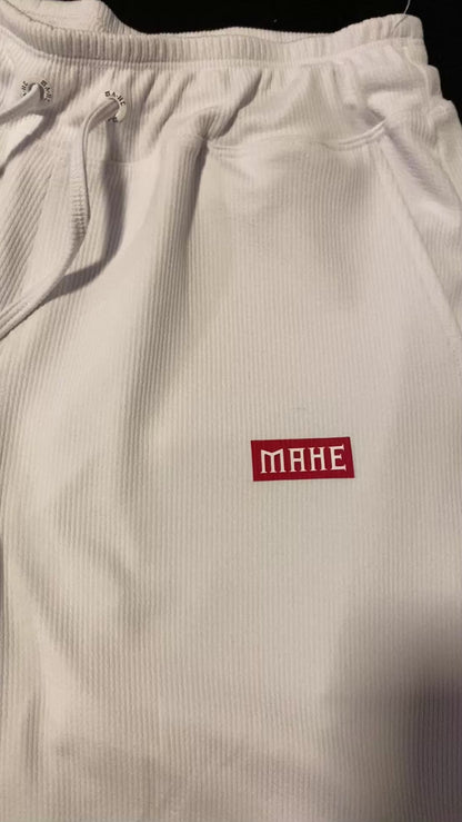 Bermuda Mahe White Red