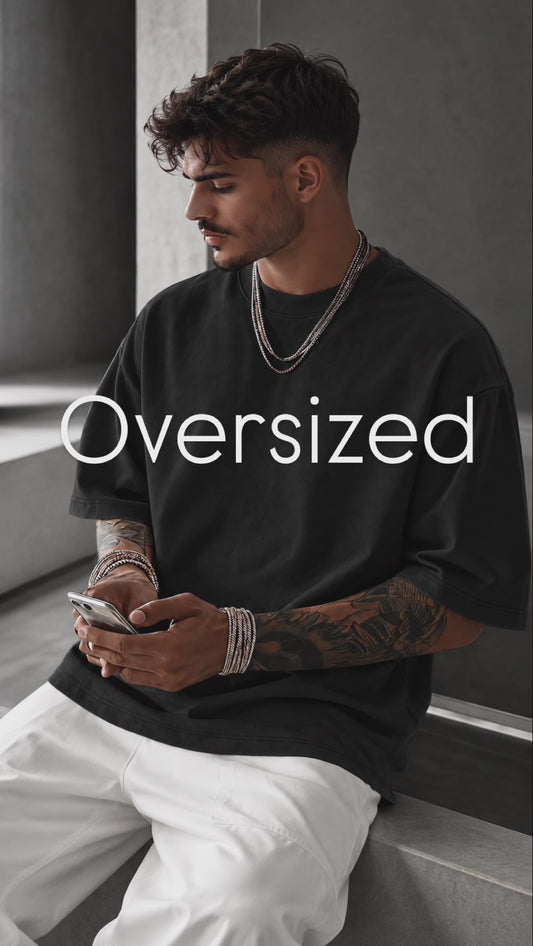 Camiseta Oversized Mahe Preta Lisa